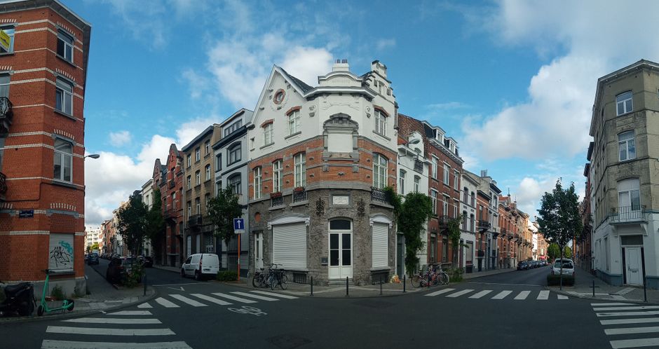 Brussels Nightlife and Social Scene Draws Crowds to Distinct Districts